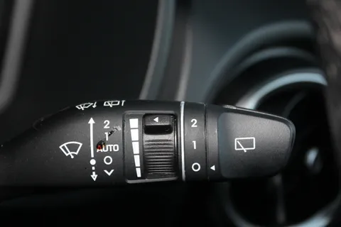 DE72ZLV Hyundai Kona 1.6 GDi Hybrid Premium 5dr DCT Thumbnail #28