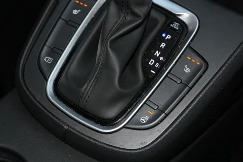 DE72ZLV Hyundai Kona 1.6 GDi Hybrid Premium 5dr DCT Thumbnail #21