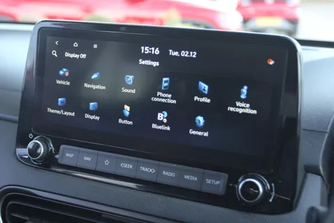 DE72ZLV Hyundai Kona 1.6 GDi Hybrid Premium 5dr DCT Thumbnail #17
