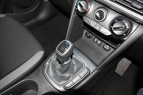 EA19YDY Hyundai Kona 1.0T GDi Blue Drive SE 5dr Thumbnail #20