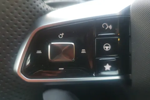 MA75XVG Mg Motor Uk Hs 1.5 T-GDI PHEV Trophy 5dr Auto Thumbnail #29