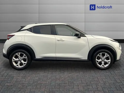 DG21KMX Nissan Juke 1.0 DiG-T 114 N-Connecta 5dr Thumbnail #3