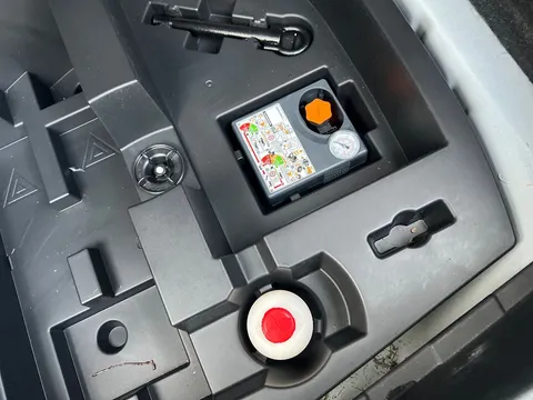 DG21KMX Nissan Juke 1.0 DiG-T 114 N-Connecta 5dr Thumbnail #20