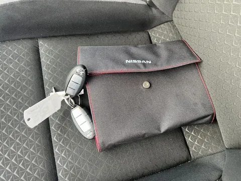 DG21KMX Nissan Juke 1.0 DiG-T 114 N-Connecta 5dr Thumbnail #21