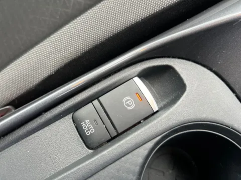 DG21KMX Nissan Juke 1.0 DiG-T 114 N-Connecta 5dr Thumbnail #26