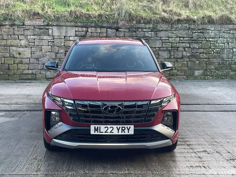 ML22YRY Hyundai Tucson 1.6 TGDi N Line 5dr 2WD Thumbnail #3