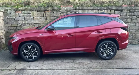 ML22YRY Hyundai Tucson 1.6 TGDi N Line 5dr 2WD Thumbnail #4