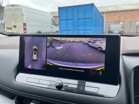 CU24JCO Nissan X-Trail 1.5 E-Power E-4orce 213 N-Connecta 5dr 7Seat Auto Thumbnail #15