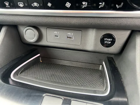 CU24JCO Nissan X-Trail 1.5 E-Power E-4orce 213 N-Connecta 5dr 7Seat Auto Thumbnail #25