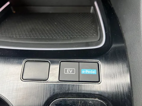 CU24JCO Nissan X-Trail 1.5 E-Power E-4orce 213 N-Connecta 5dr 7Seat Auto Thumbnail #26