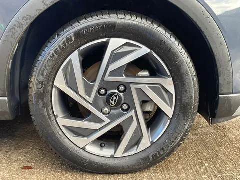 DF74BXU Hyundai Bayon 1.0 TGDi Advance 5dr Thumbnail #11