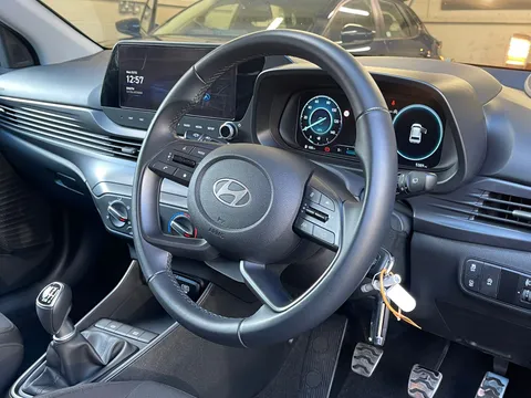 DF74BXU Hyundai Bayon 1.0 TGDi Advance 5dr Thumbnail #12