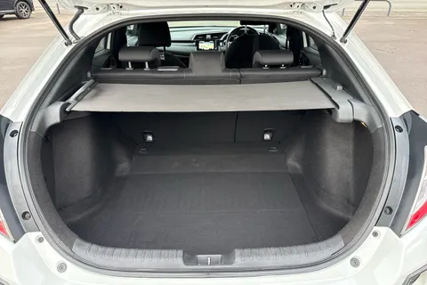 DK71NTD Honda Civic 1.5 VTEC Turbo Sport 5dr Thumbnail #31