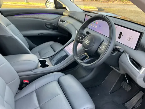 DG75NGX Mg Motor Uk Im6 553kW Launch Edition 100kWh 5dr AWD Auto Thumbnail #17