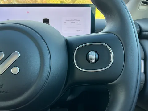 DG75NGX Mg Motor Uk Im6 553kW Launch Edition 100kWh 5dr AWD Auto Thumbnail #31