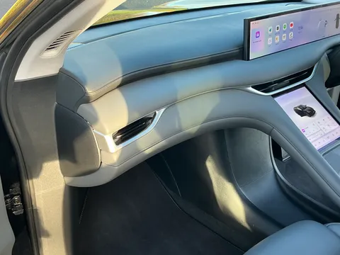 DG75NGX Mg Motor Uk Im6 553kW Launch Edition 100kWh 5dr AWD Auto Thumbnail #45