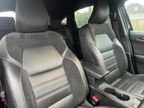 BG22KWT Renault ARKANA 1.6 E-TECH Hybrid 145 R.S. Line 5dr Auto Thumbnail #17