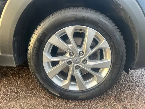 SK21LBO Hyundai Tucson 1.6 GDi SE Nav 5dr 2WD Thumbnail #5