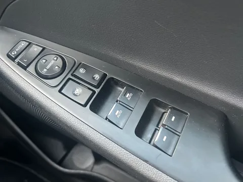 SK21LBO Hyundai Tucson 1.6 GDi SE Nav 5dr 2WD Thumbnail #22