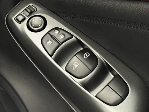 OE74VDO Nissan Juke 1.0 DiG-T N-Connecta 5dr Thumbnail #13