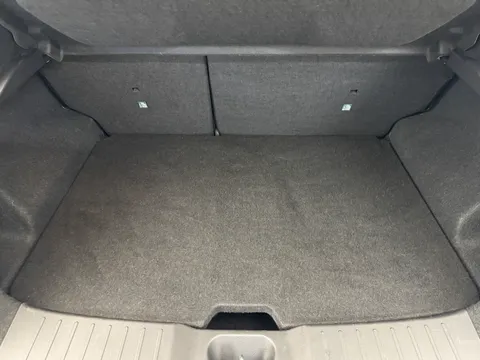 OW74HJG Nissan Juke 1.0 DiG-T N-Connecta 5dr Thumbnail #12