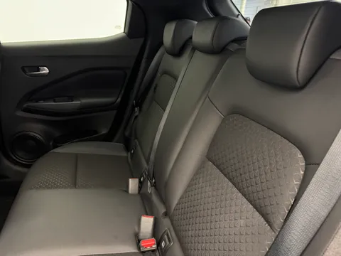 OW74HJG Nissan Juke 1.0 DiG-T N-Connecta 5dr Thumbnail #13