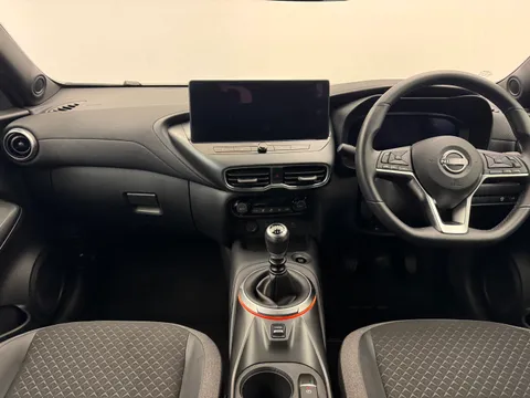 OW74HJG Nissan Juke 1.0 DiG-T N-Connecta 5dr Thumbnail #3