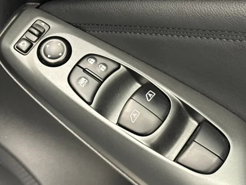 OW74HJG Nissan Juke 1.0 DiG-T N-Connecta 5dr Thumbnail #20