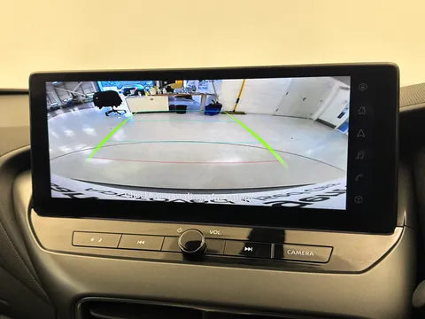 OW74HJG Nissan Juke 1.0 DiG-T N-Connecta 5dr Thumbnail #26