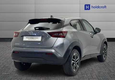OY74YKW Nissan Juke 1.0 DiG-T N-Connecta 5dr Thumbnail #7
