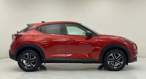 OE24XVJ Nissan Juke 1.0 DiG-T N-Connecta 5dr DCT Thumbnail #12