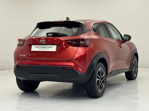 OE24XVJ Nissan Juke 1.0 DiG-T N-Connecta 5dr DCT Thumbnail #8