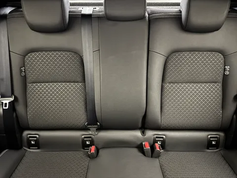 OE24XVJ Nissan Juke 1.0 DiG-T N-Connecta 5dr DCT Thumbnail #19