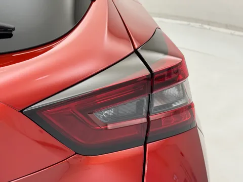 OE24XVJ Nissan Juke 1.0 DiG-T N-Connecta 5dr DCT Thumbnail #33