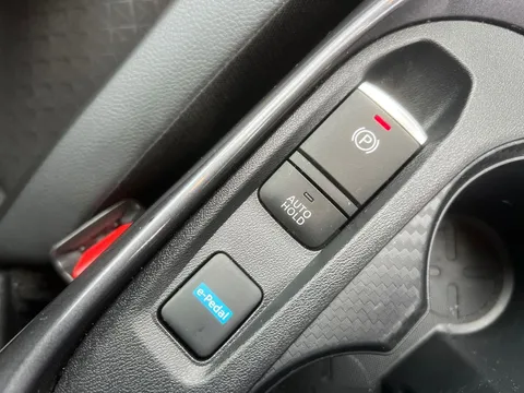 DU72BJK Nissan Juke 1.6 Hybrid N-Connecta 5dr Auto Thumbnail #23