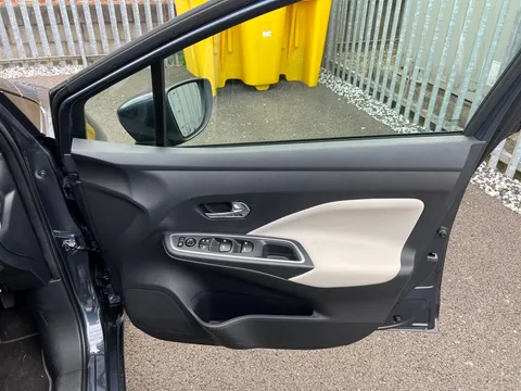 15 of 27 for Nissan Micra 1.0 IG-T 92 Tekna 5dr CVT