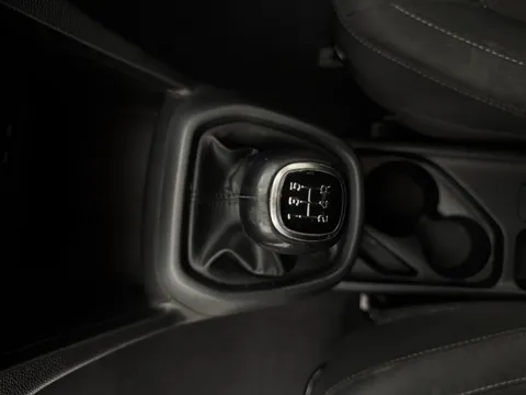 DV19KZW Hyundai i10 1.0 Play 5dr Thumbnail #15