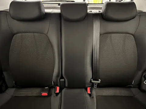 DV19KZW Hyundai i10 1.0 Play 5dr Thumbnail #16