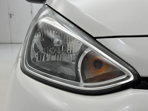 DV19KZW Hyundai i10 1.0 Play 5dr Thumbnail #28