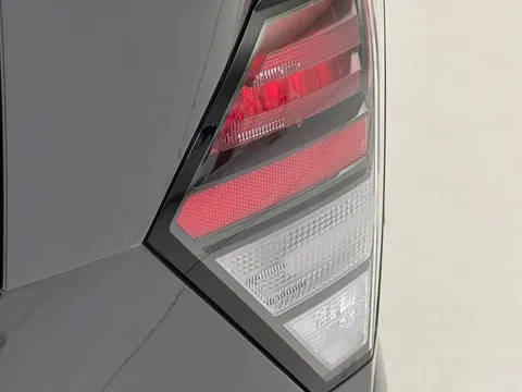 DT25GWY Hyundai Kona 160kW Advance 65kWh 5dr Auto [Comfort Pack] Thumbnail #32