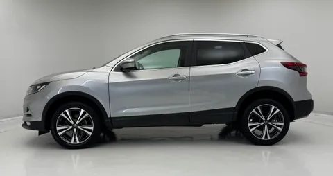 GU20CKJ Nissan Qashqai 1.3 DiG-T N-Connecta 5dr Thumbnail #6