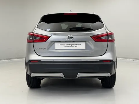 GU20CKJ Nissan Qashqai 1.3 DiG-T N-Connecta 5dr Thumbnail #9