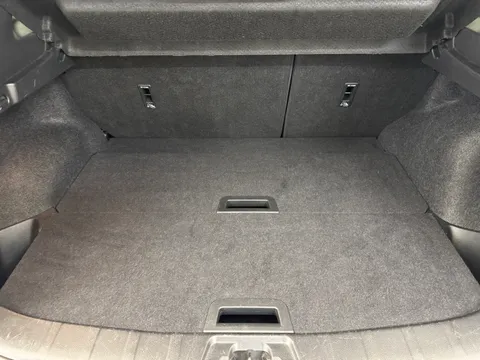 GU20CKJ Nissan Qashqai 1.3 DiG-T N-Connecta 5dr Thumbnail #12