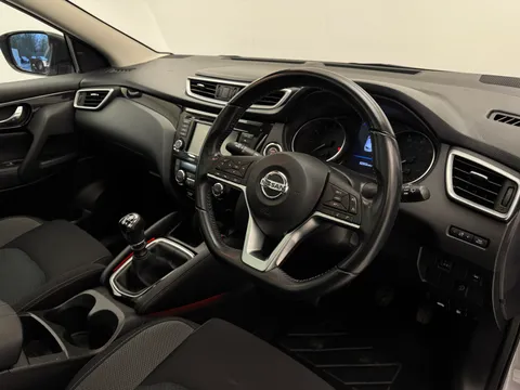 GU20CKJ Nissan Qashqai 1.3 DiG-T N-Connecta 5dr Thumbnail #23