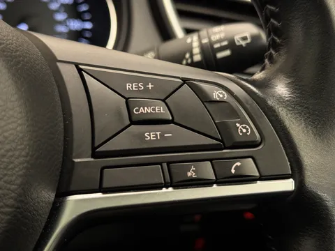 GU20CKJ Nissan Qashqai 1.3 DiG-T N-Connecta 5dr Thumbnail #25