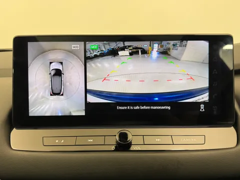 OY24WCF Nissan Qashqai 1.5 E-Power N-Connecta [Glass Roof] 5dr Auto Thumbnail #26