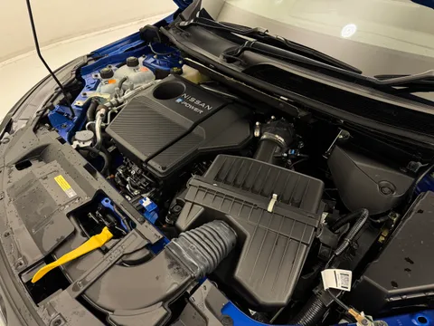 OY24WCF Nissan Qashqai 1.5 E-Power N-Connecta [Glass Roof] 5dr Auto Thumbnail #28