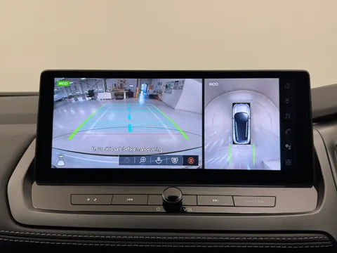 OE74UYL Nissan Qashqai 1.3 DiG-T MH 158 N-Connecta [Glass Rf] 5dr Xtronic Thumbnail #24