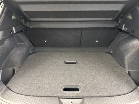 OE74UYL Nissan Qashqai 1.3 DiG-T MH 158 N-Connecta [Glass Rf] 5dr Xtronic Thumbnail #21