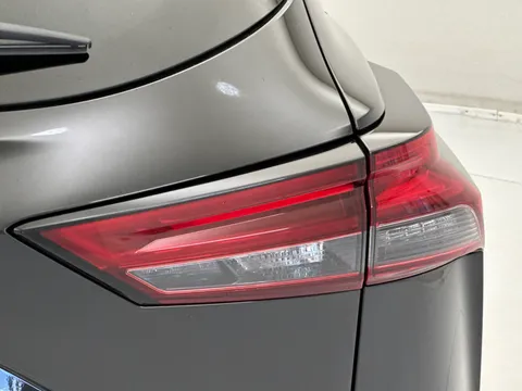 KM73VMW Nissan Qashqai 1.3 DiG-T MH 158 Tekna 5dr Xtronic Thumbnail #38